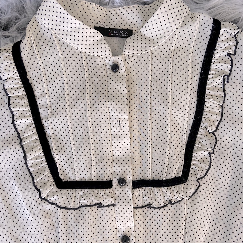 Top - Picture 2 of 5